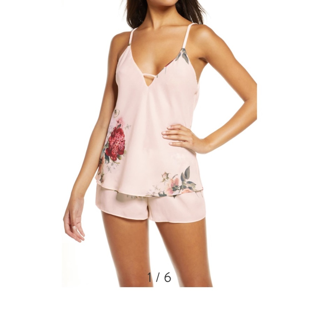 Floors Nikrooz Top
